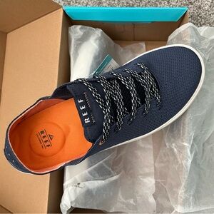Reef Men's Dark Blue and Orange Sneakers